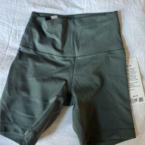 Wunder Train Short 6” High-Rise Olive Green Women’s Bike Shorts